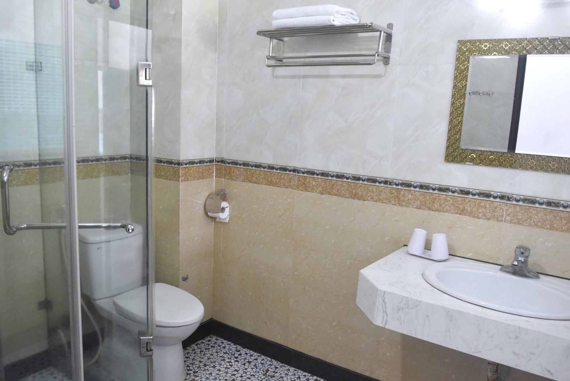 Thanh Hang Hotel Near Emerald My Dinh Hanoi Luaran gambar